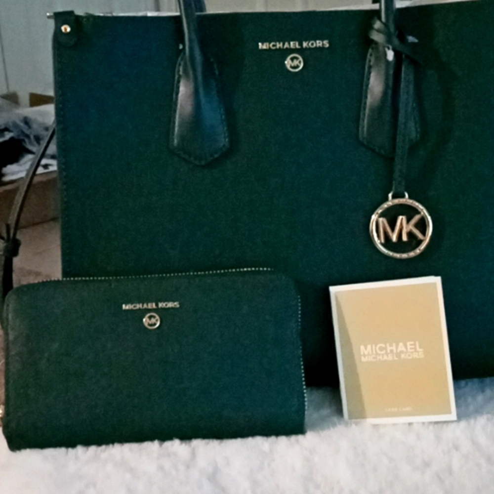 Michael kors set